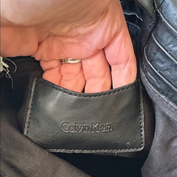 Calvin Klein large Black Tote Bag - Picture 8 of 11